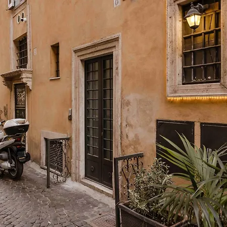 Piazza Navona Luxury Loft Apartment Rome